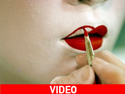 Το μακιγιάζ της γκέισας